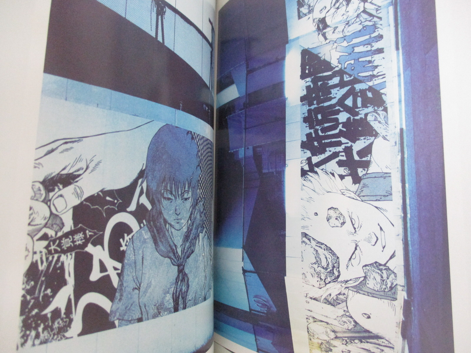 AKIRA ART OF WALL w/Poster Complete Art Set KATSUHIRO OTOMO AKIRA ART OF WALL w/Poster Complete Art Set KATSUHIRO OTOMO