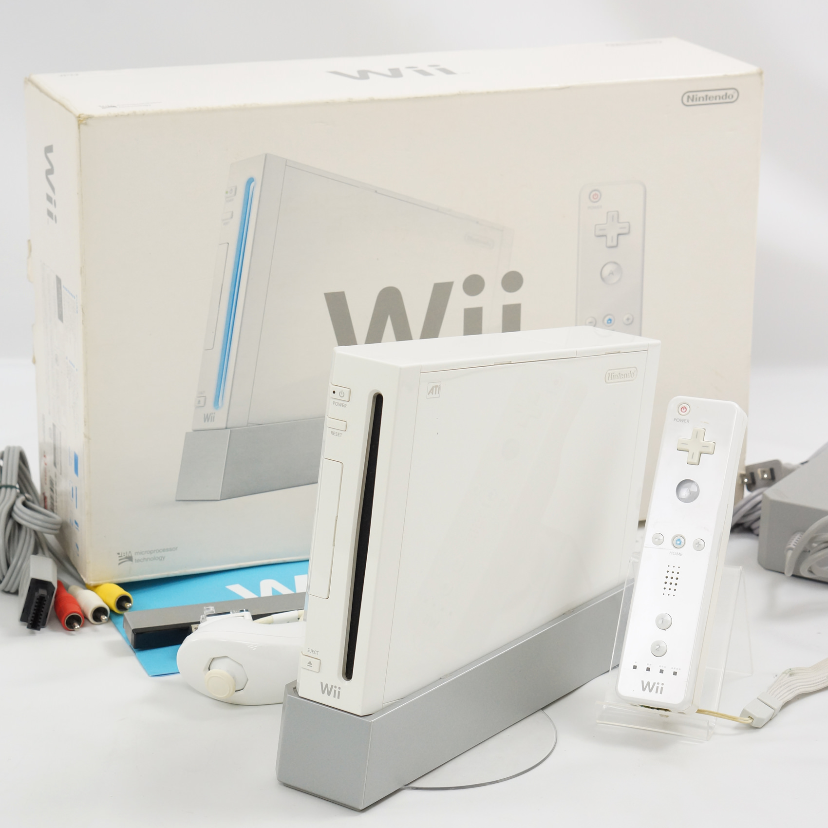 Nintendo Wii本体・Wiiスポーツ