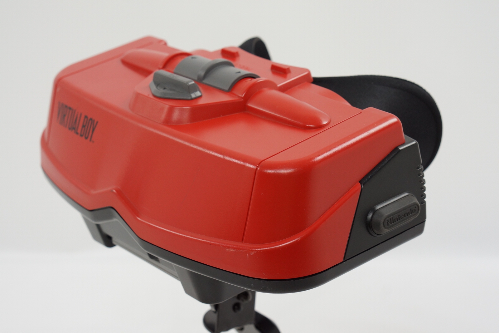 Nintendo バーチャルボーイ VIRTUAL BOY VUE-001 Nintendo Virtual Boy Video Game Console VUE-001 Red/Black