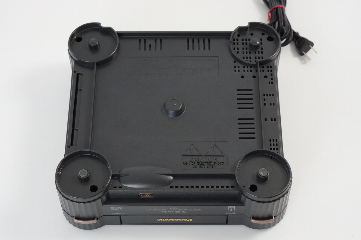 Panasonic 3DO REAL FZ-1 Console System NTSC-J controller
