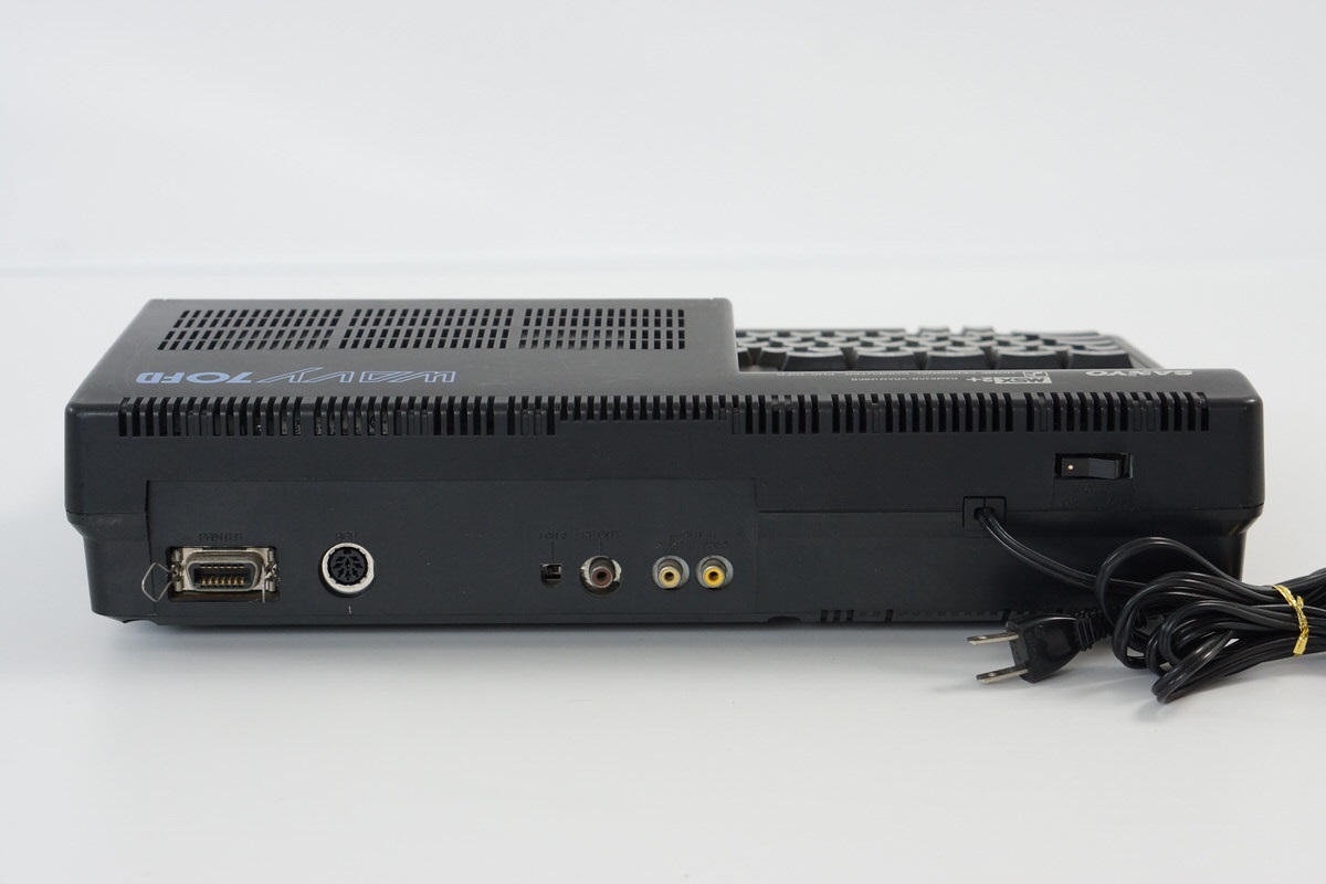 ★三洋【PHC-70FD】MSX2＋WAVY70FDパーソナルコンピュータ SANYO MSX2+ WAVY 70FD Home Personal Computer PHC-70FD