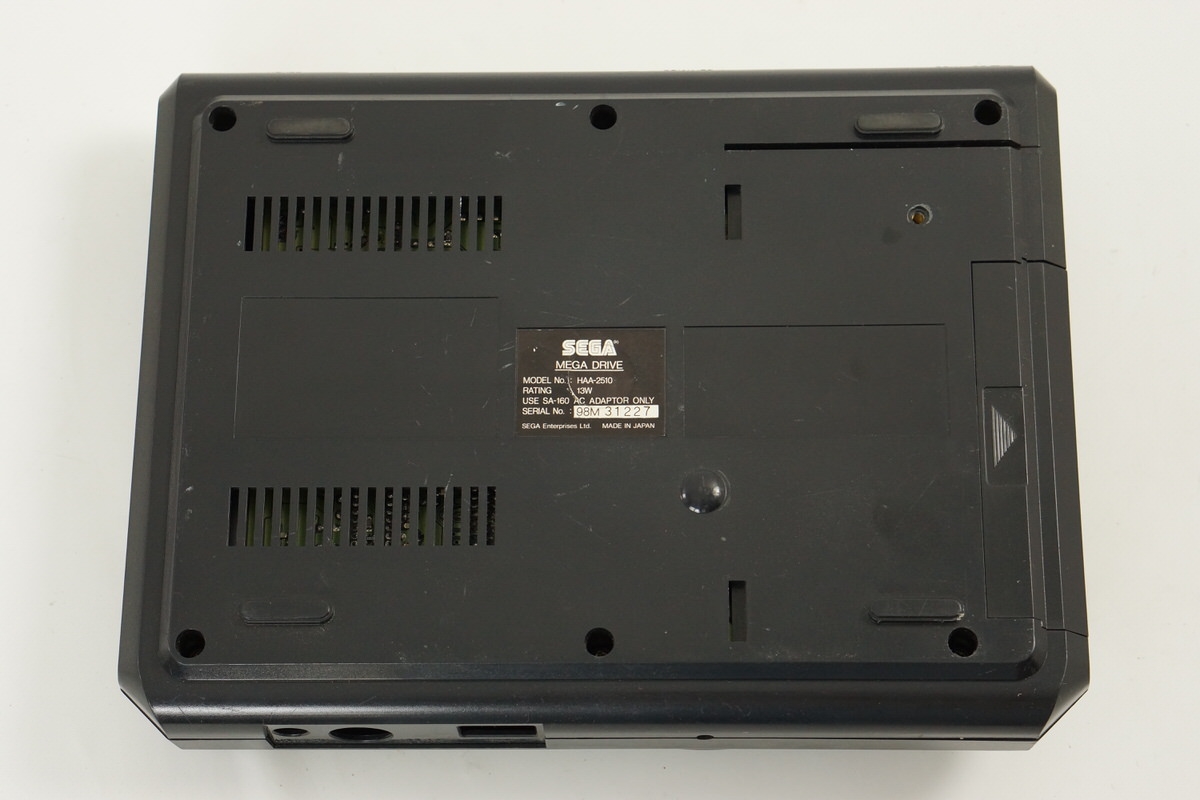 Mega Drive SEGA Console wz Mega Gene tsu HAA-2510 Tested