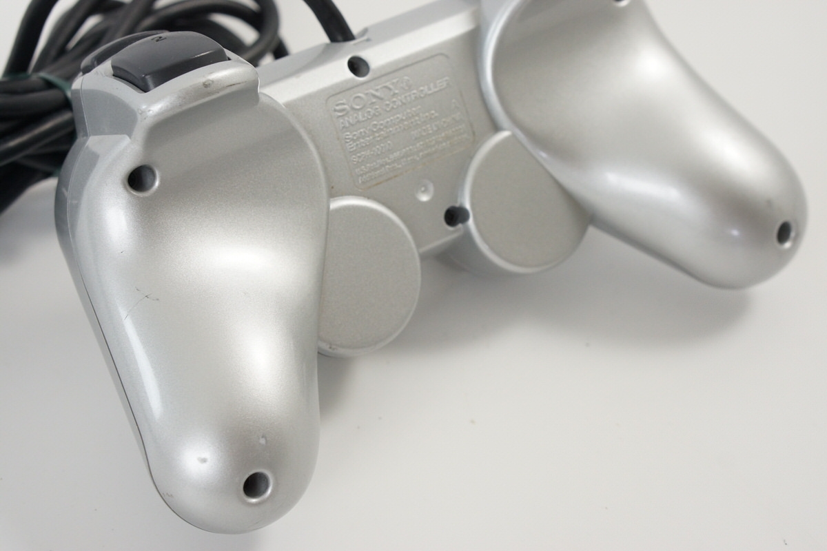 Amazon | PlayStation 2 サテン・シルバー (SCPH-77000SS