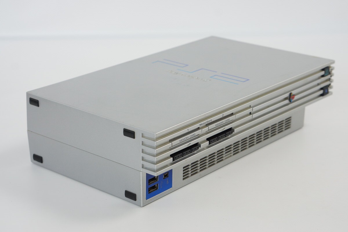 PlayStation - (本体)プレイステーション2 PlayStation2 SILVER(シルバー)(SCPH-39000S) ソニー・コンピュータエンタテインメント ヨドバシ.com - SCE ソニー・コンピュータエンタテインメント
