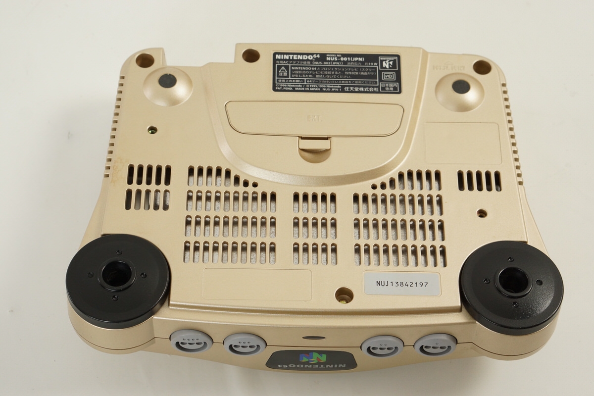 Nintendo 64 GOLD Console Boxed wz Expansion Pak Tested