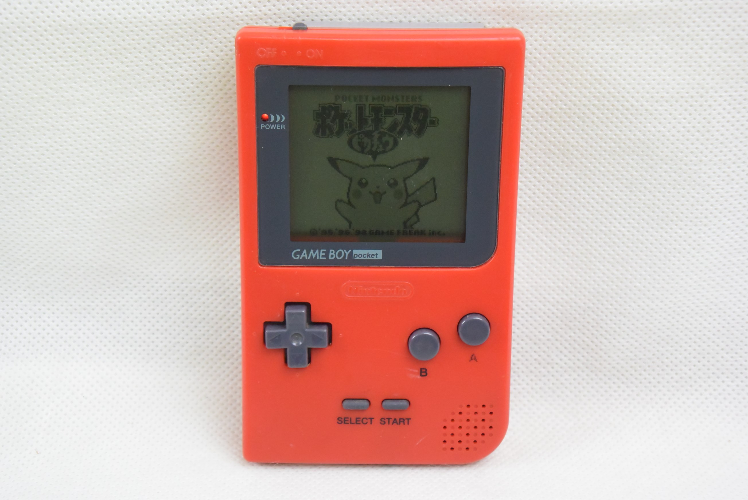 Nintendo Game Boy Pocket RED Console MGB001 Gameboy REF/41217 Japan